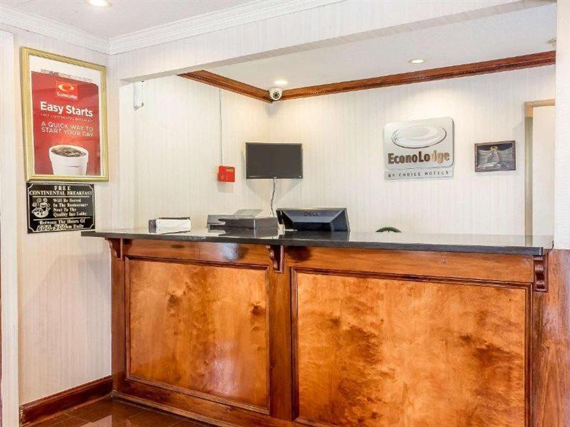 Red Carpet Inn Philadelphia Airport Lester Екстер'єр фото