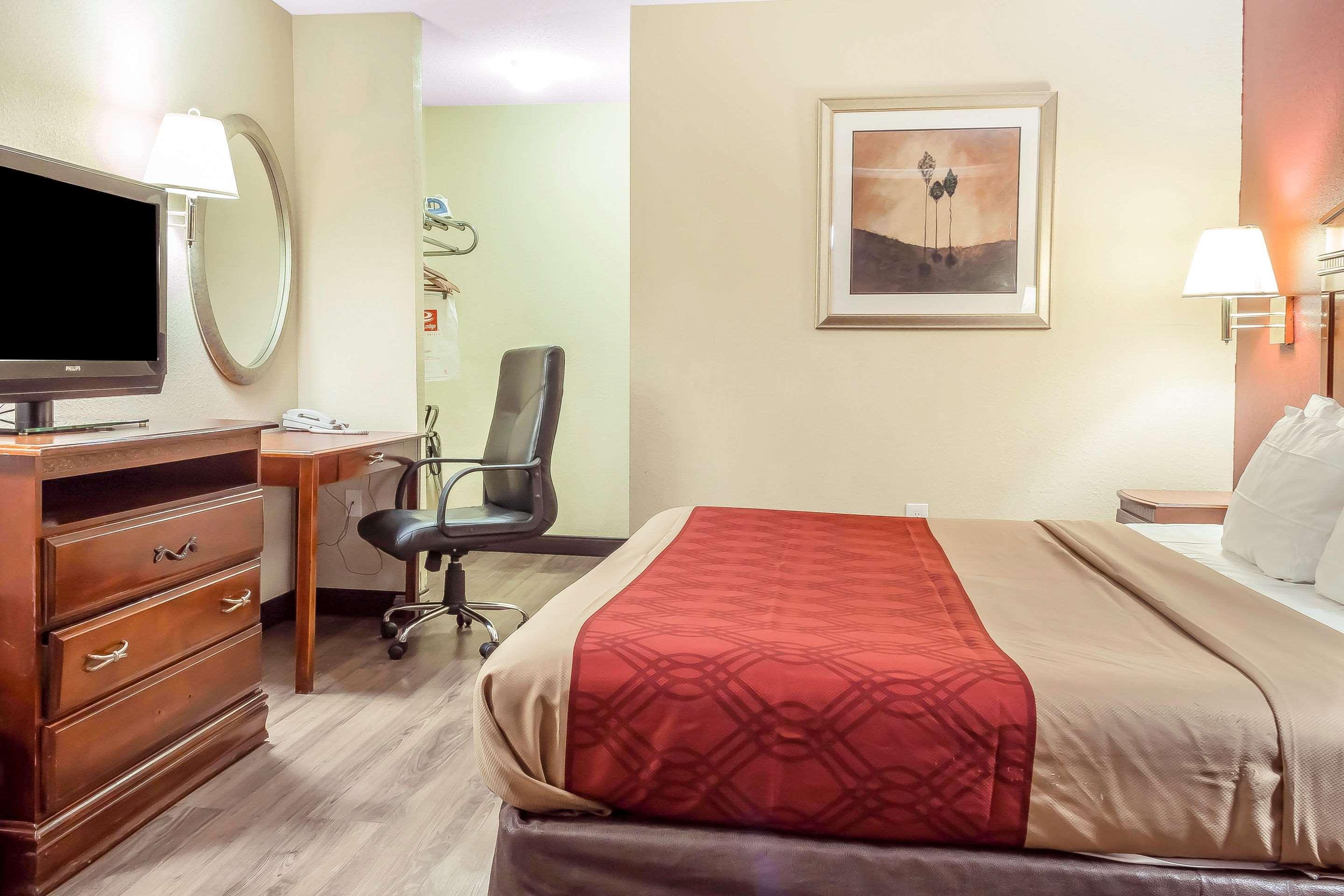 Red Carpet Inn Philadelphia Airport Lester Екстер'єр фото
