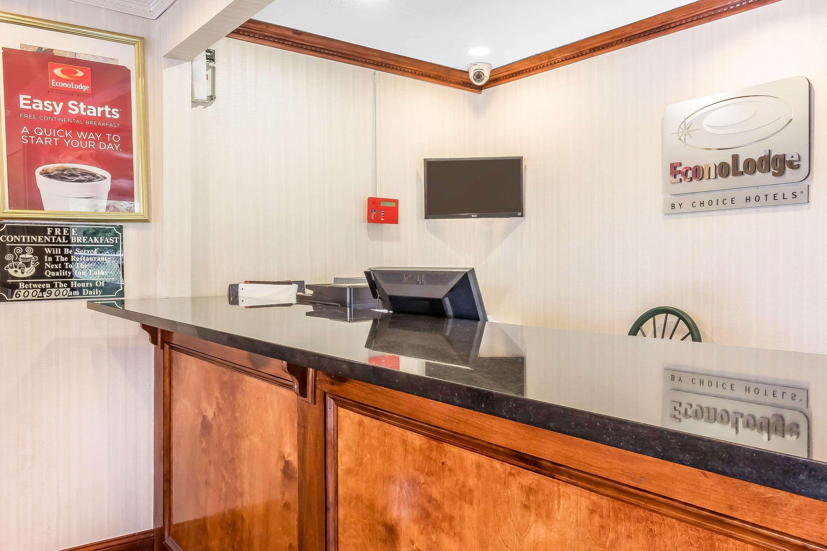 Red Carpet Inn Philadelphia Airport Lester Екстер'єр фото