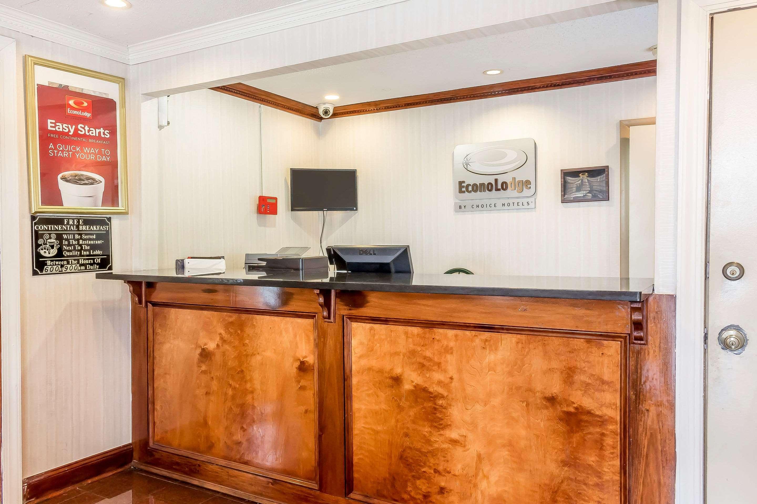 Red Carpet Inn Philadelphia Airport Lester Екстер'єр фото