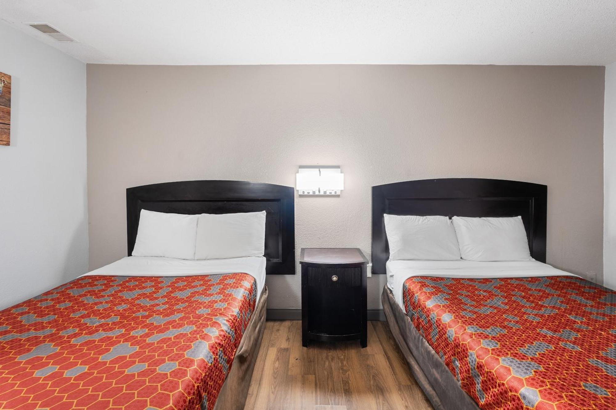 Red Carpet Inn Philadelphia Airport Lester Екстер'єр фото