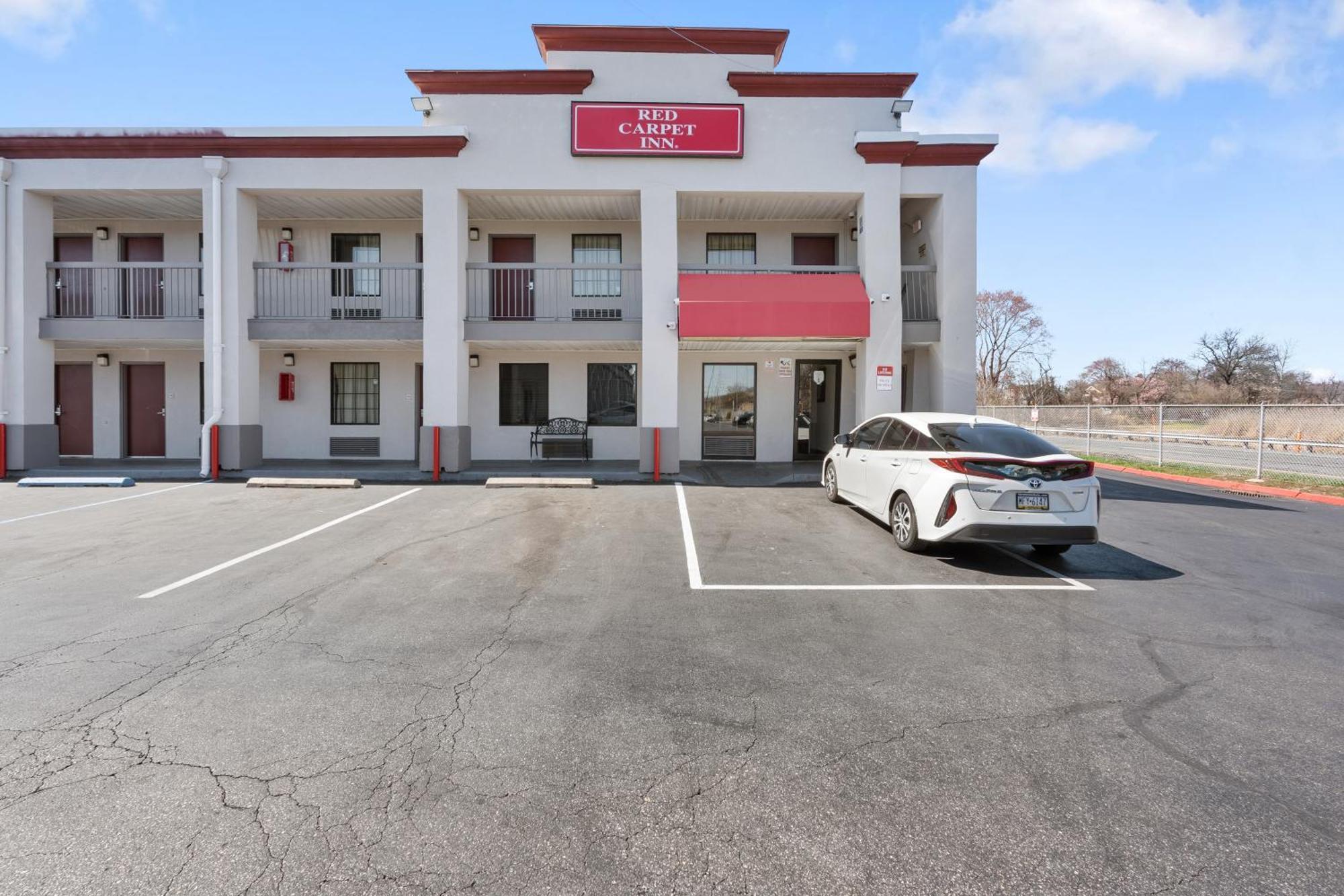 Red Carpet Inn Philadelphia Airport Lester Екстер'єр фото